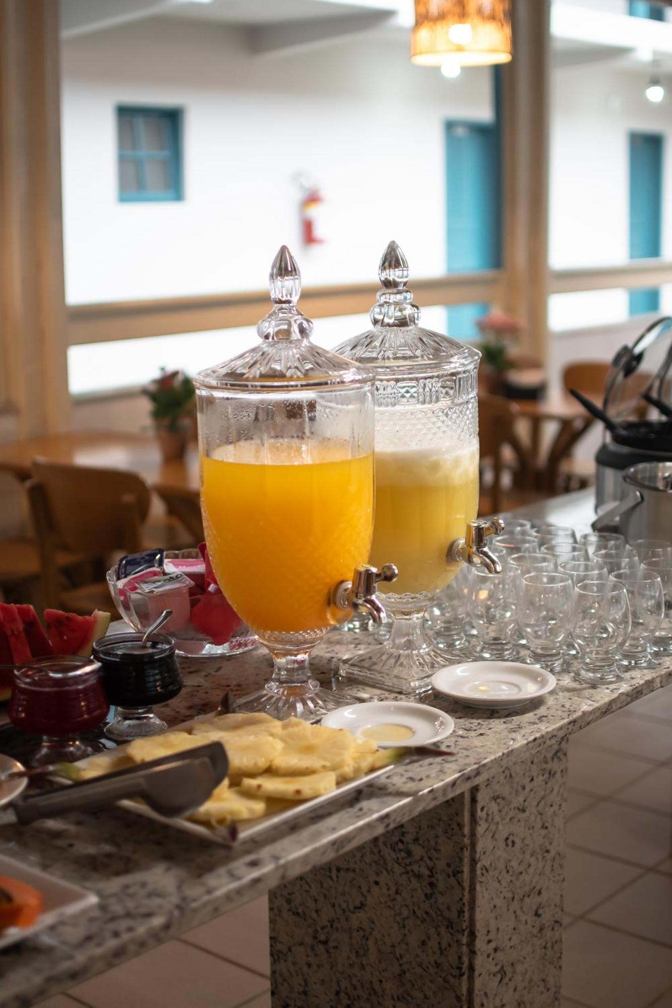 Hotel Praia Do Morro غواراباري المظهر الخارجي الصورة